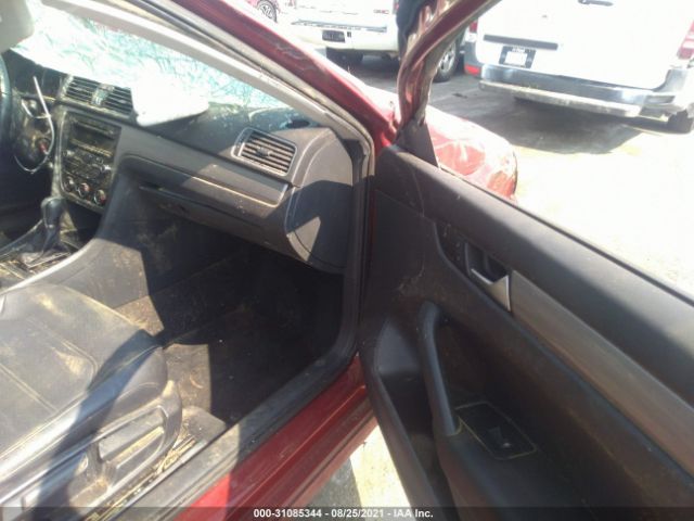 Photo 4 VIN: 1VWAT7A32FC008005 - VOLKSWAGEN PASSAT 