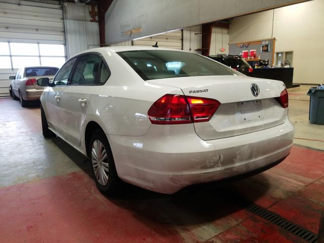 Photo 2 VIN: 1VWAT7A32FC017089 - VOLKSWAGEN PASSAT 