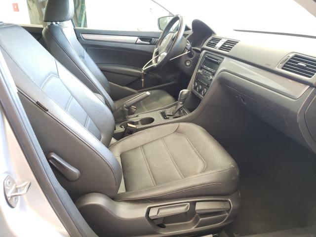 Photo 4 VIN: 1VWAT7A32FC064722 - VOLKSWAGEN PASSAT 