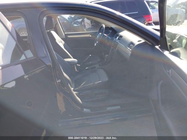 Photo 4 VIN: 1VWAT7A32FC097672 - VOLKSWAGEN PASSAT 