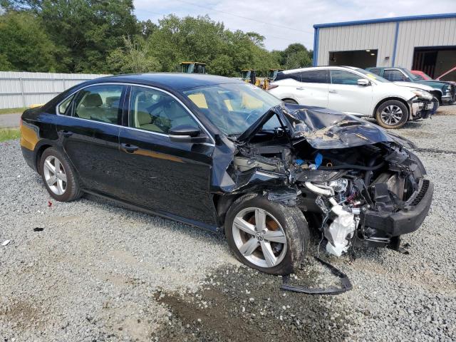 Photo 3 VIN: 1VWAT7A32FC105060 - VOLKSWAGEN PASSAT 