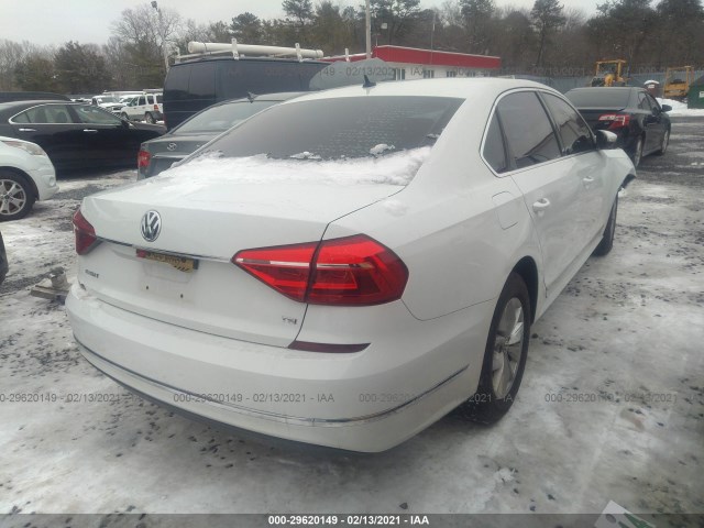 Photo 3 VIN: 1VWAT7A32GC058050 - VOLKSWAGEN PASSAT 