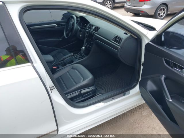 Photo 4 VIN: 1VWAT7A32GC066326 - VOLKSWAGEN PASSAT 