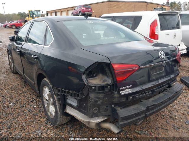 Photo 2 VIN: 1VWAT7A32HC007679 - VOLKSWAGEN PASSAT 