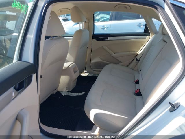 Photo 7 VIN: 1VWAT7A32HC010257 - VOLKSWAGEN PASSAT 