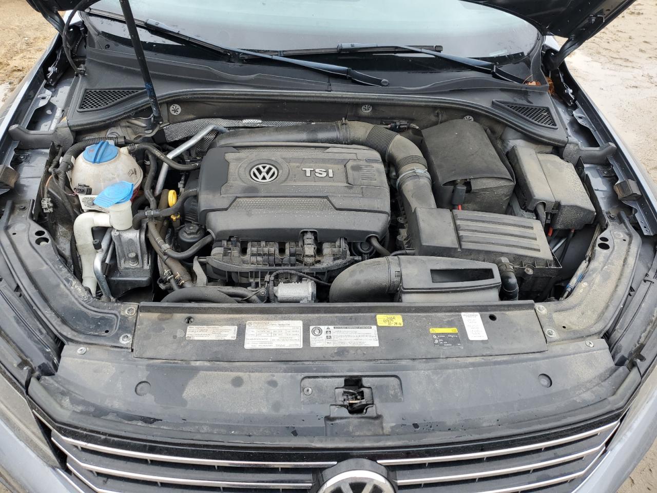 Photo 10 VIN: 1VWAT7A32HC050256 - VOLKSWAGEN PASSAT 