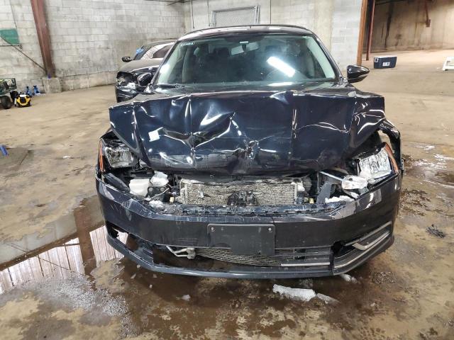 Photo 4 VIN: 1VWAT7A32HC056493 - VOLKSWAGEN PASSAT 