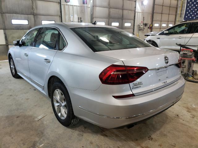 Photo 2 VIN: 1VWAT7A32HC058115 - VOLKSWAGEN PASSAT 