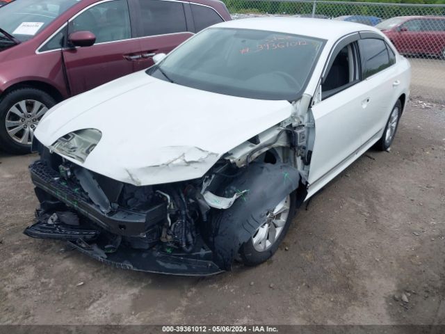 Photo 5 VIN: 1VWAT7A32HC084939 - VOLKSWAGEN PASSAT 