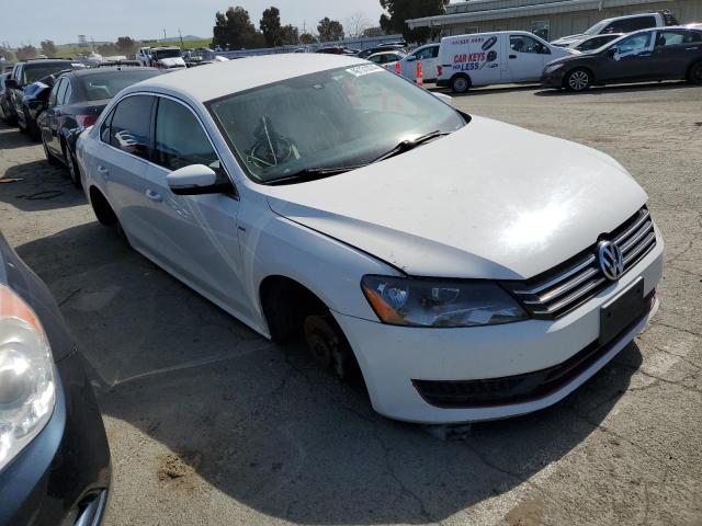 Photo 3 VIN: 1VWAT7A33EC037804 - VOLKSWAGEN PASSAT 