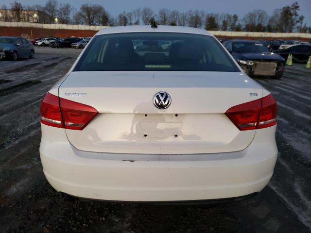 Photo 5 VIN: 1VWAT7A33EC065957 - VOLKSWAGEN PASSAT 