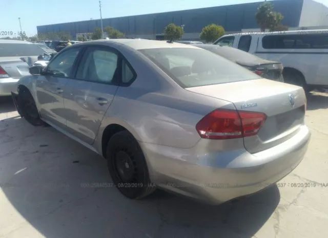 Photo 2 VIN: 1VWAT7A33EC066543 - VOLKSWAGEN PASSAT 