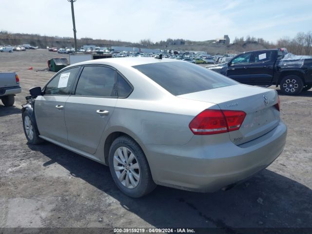 Photo 2 VIN: 1VWAT7A33EC084640 - VOLKSWAGEN PASSAT 