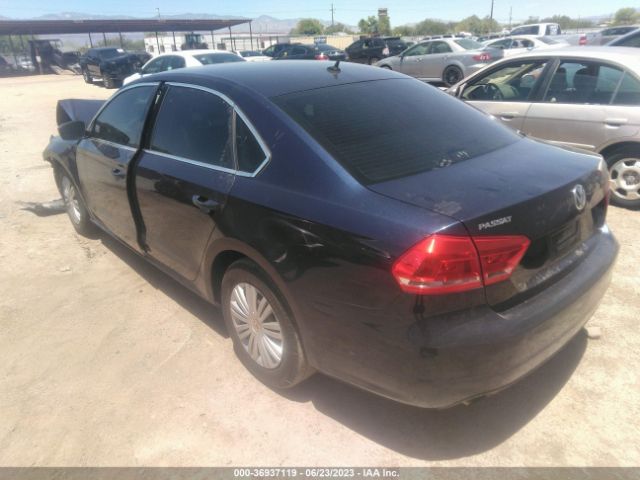 Photo 2 VIN: 1VWAT7A33EC104580 - VOLKSWAGEN PASSAT 