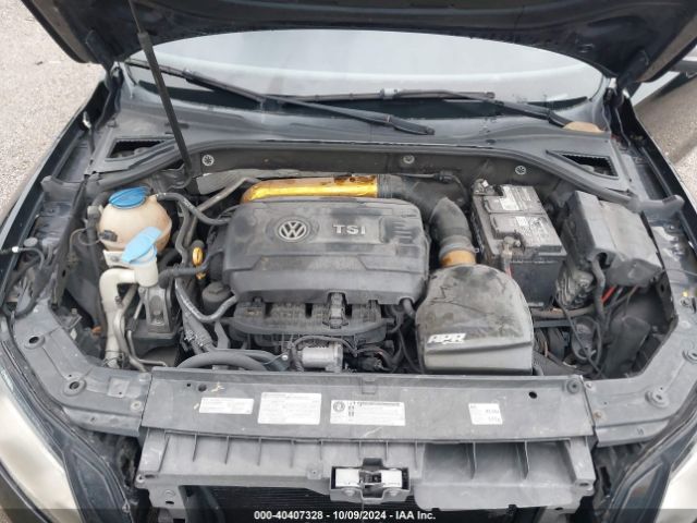 Photo 9 VIN: 1VWAT7A33FC032281 - VOLKSWAGEN PASSAT 