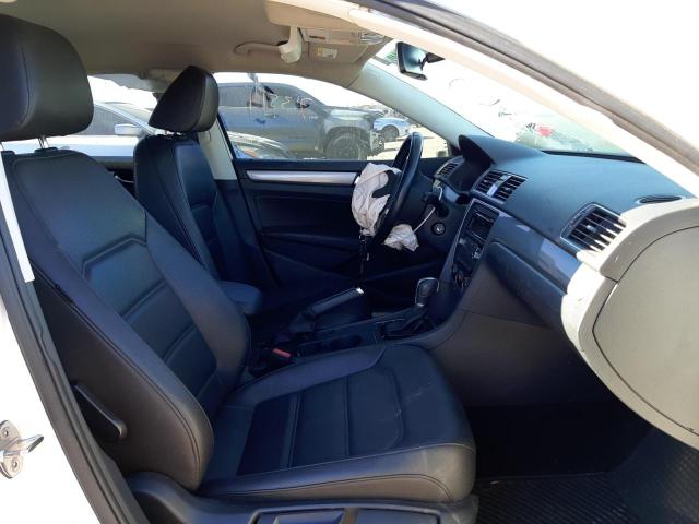 Photo 4 VIN: 1VWAT7A33FC051400 - VOLKSWAGEN PASSAT 