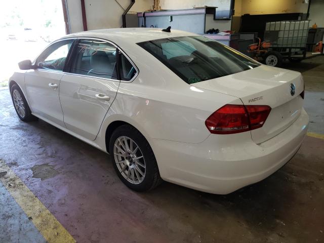 Photo 2 VIN: 1VWAT7A33FC076104 - VOLKSWAGEN PASSAT 