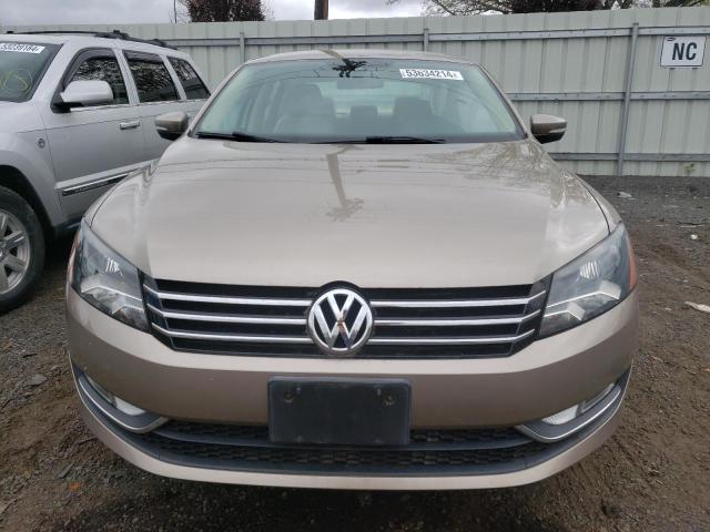 Photo 4 VIN: 1VWAT7A33FC078998 - VOLKSWAGEN PASSAT 