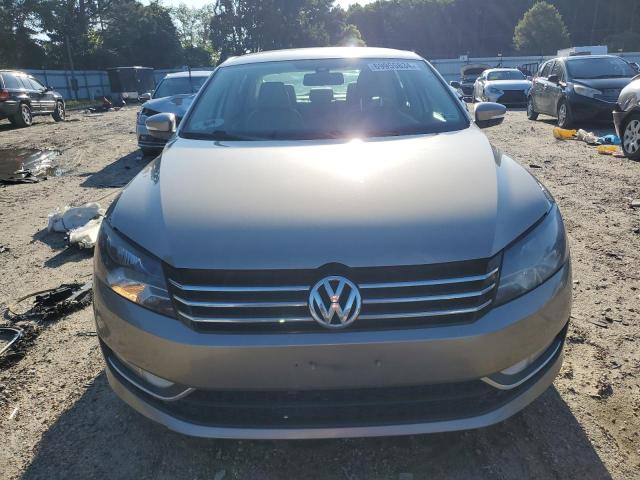 Photo 4 VIN: 1VWAT7A33FC088897 - VOLKSWAGEN PASSAT S 