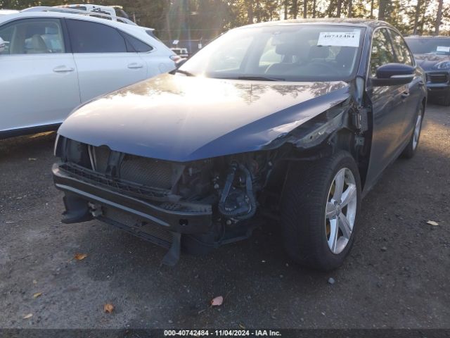 Photo 5 VIN: 1VWAT7A33FC113457 - VOLKSWAGEN PASSAT 