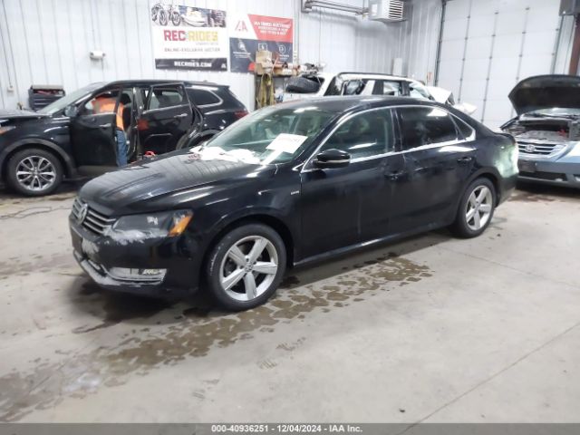 Photo 1 VIN: 1VWAT7A33FC115418 - VOLKSWAGEN PASSAT 