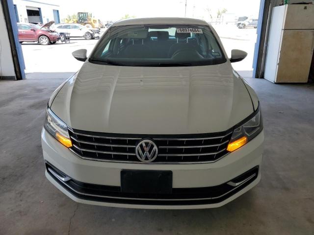 Photo 4 VIN: 1VWAT7A33GC029446 - VOLKSWAGEN PASSAT 