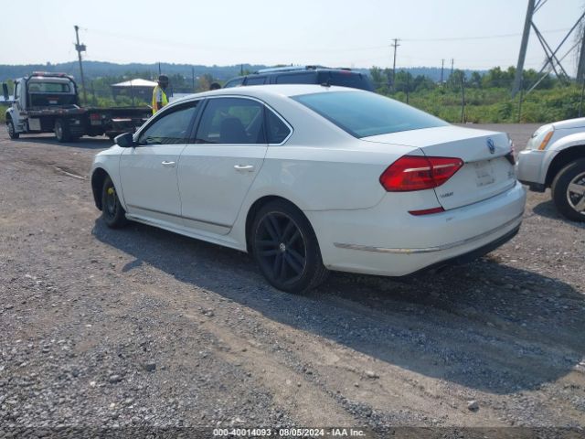 Photo 2 VIN: 1VWAT7A33GC046280 - VOLKSWAGEN PASSAT 