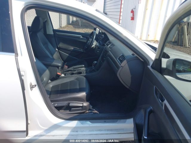 Photo 4 VIN: 1VWAT7A33GC046280 - VOLKSWAGEN PASSAT 