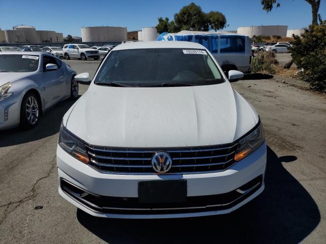 Photo 4 VIN: 1VWAT7A33HC007271 - VOLKSWAGEN PASSAT S 