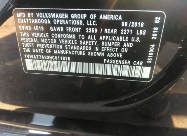 Photo 8 VIN: 1VWAT7A33HC011675 - VOLKSWAGEN PASSAT 