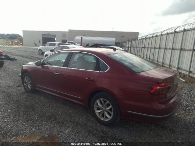 Photo 2 VIN: 1VWAT7A33HC055269 - VOLKSWAGEN PASSAT 