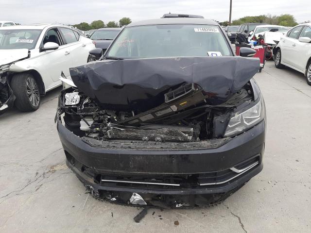 Photo 4 VIN: 1VWAT7A33HC072282 - VOLKSWAGEN PASSAT 