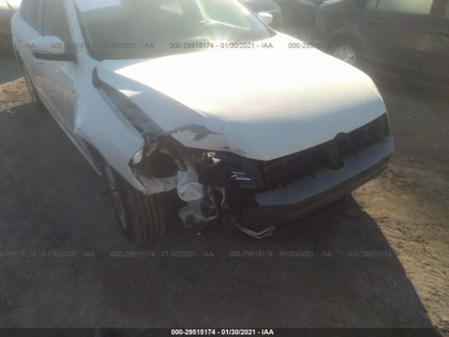 Photo 5 VIN: 1VWAT7A34EC021613 - VOLKSWAGEN PASSAT 