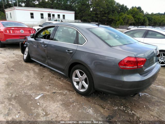 Photo 2 VIN: 1VWAT7A34EC025242 - VOLKSWAGEN PASSAT 