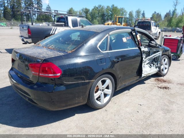 Photo 3 VIN: 1VWAT7A34EC054028 - VOLKSWAGEN PASSAT 