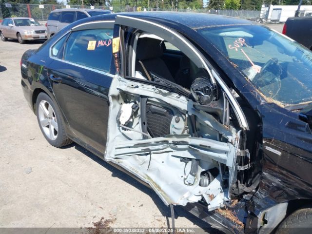 Photo 5 VIN: 1VWAT7A34EC054028 - VOLKSWAGEN PASSAT 