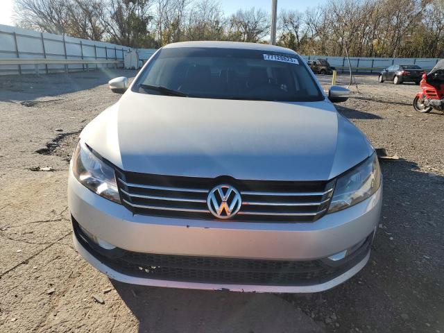 Photo 4 VIN: 1VWAT7A34EC056264 - VOLKSWAGEN PASSAT 