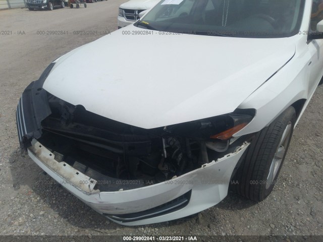 Photo 5 VIN: 1VWAT7A34EC058984 - VOLKSWAGEN PASSAT 