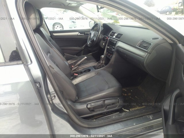 Photo 4 VIN: 1VWAT7A34EC082234 - VOLKSWAGEN PASSAT 