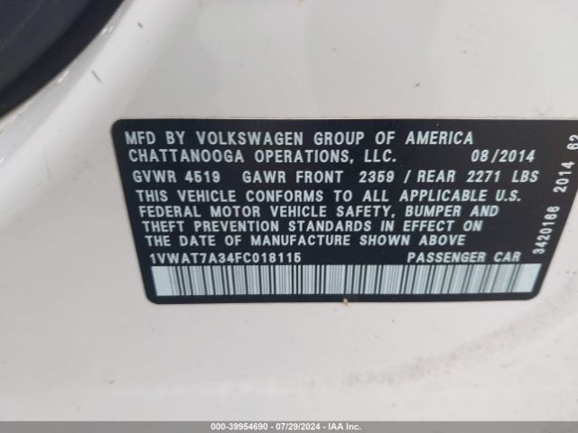 Photo 8 VIN: 1VWAT7A34FC018115 - VOLKSWAGEN PASSAT 