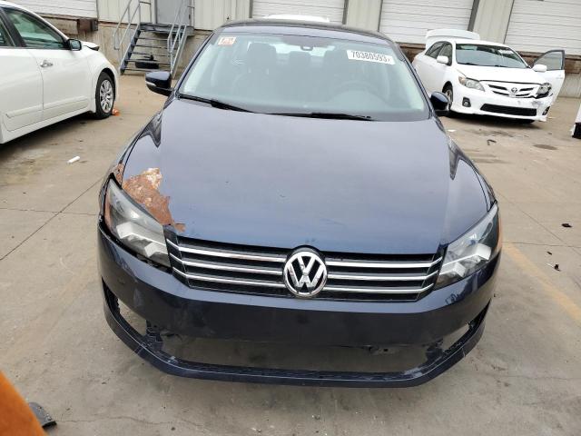 Photo 4 VIN: 1VWAT7A34FC045542 - VOLKSWAGEN PASSAT 