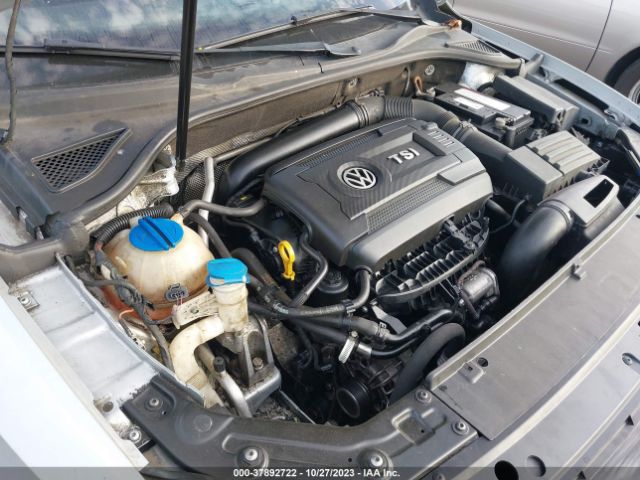 Photo 9 VIN: 1VWAT7A34FC050319 - VOLKSWAGEN PASSAT 