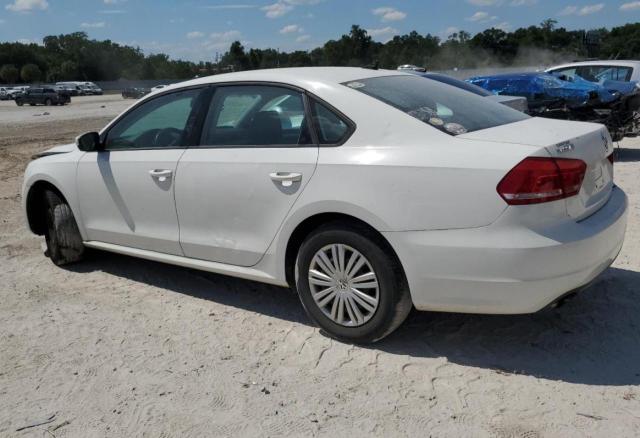 Photo 1 VIN: 1VWAT7A34FC055410 - VOLKSWAGEN PASSAT 