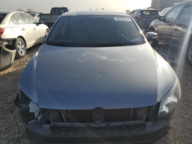 Photo 4 VIN: 1VWAT7A34FC096944 - VOLKSWAGEN PASSAT 