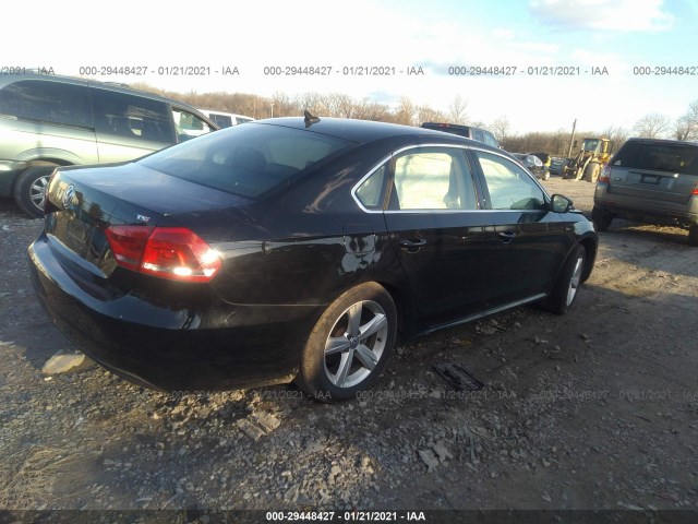 Photo 3 VIN: 1VWAT7A34FC107831 - VOLKSWAGEN PASSAT 