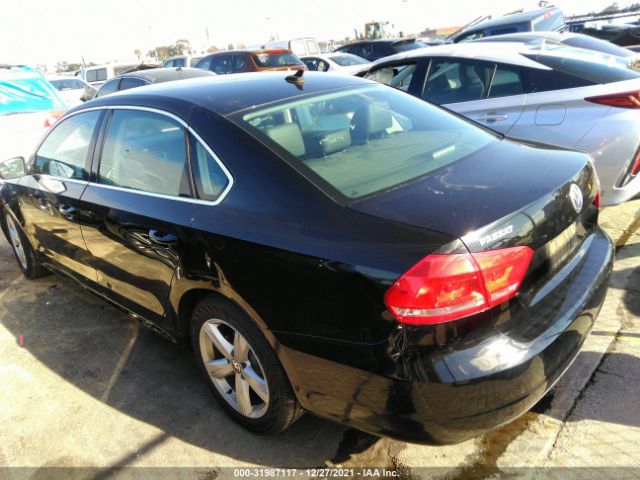 Photo 2 VIN: 1VWAT7A34FC112351 - VOLKSWAGEN PASSAT 