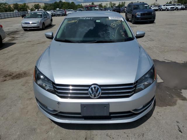 Photo 4 VIN: 1VWAT7A34FC113709 - VOLKSWAGEN PASSAT 