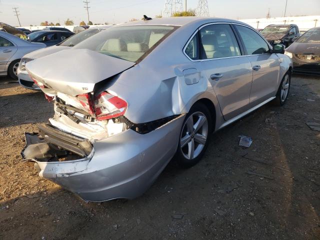 Photo 3 VIN: 1VWAT7A34FC114021 - VOLKSWAGEN PASSAT 