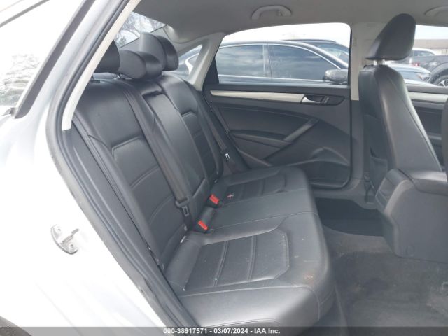 Photo 7 VIN: 1VWAT7A34FC118781 - VOLKSWAGEN PASSAT 