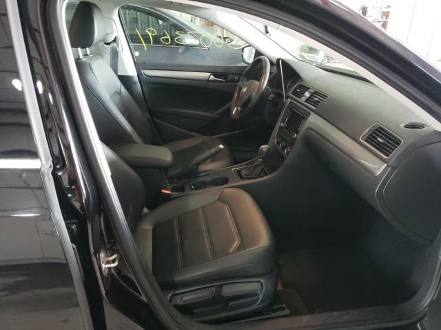 Photo 4 VIN: 1VWAT7A34FC121860 - VOLKSWAGEN PASSAT 